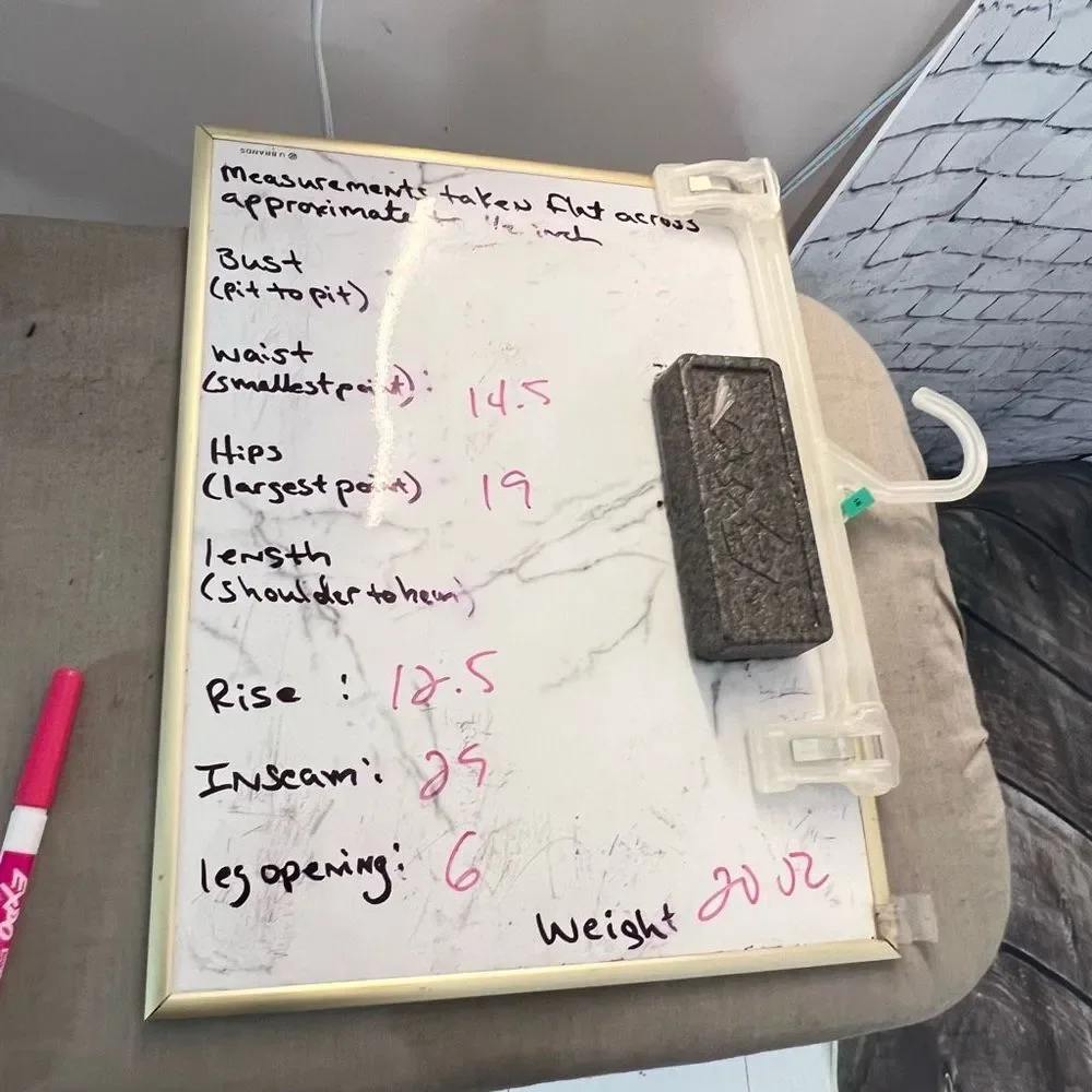 Reformation jeans po# 17801 Cyrus Wash high waist straight leg size 30 - Picture 14 of 14